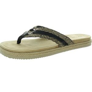 New Easy Street Starling Flat Sandal